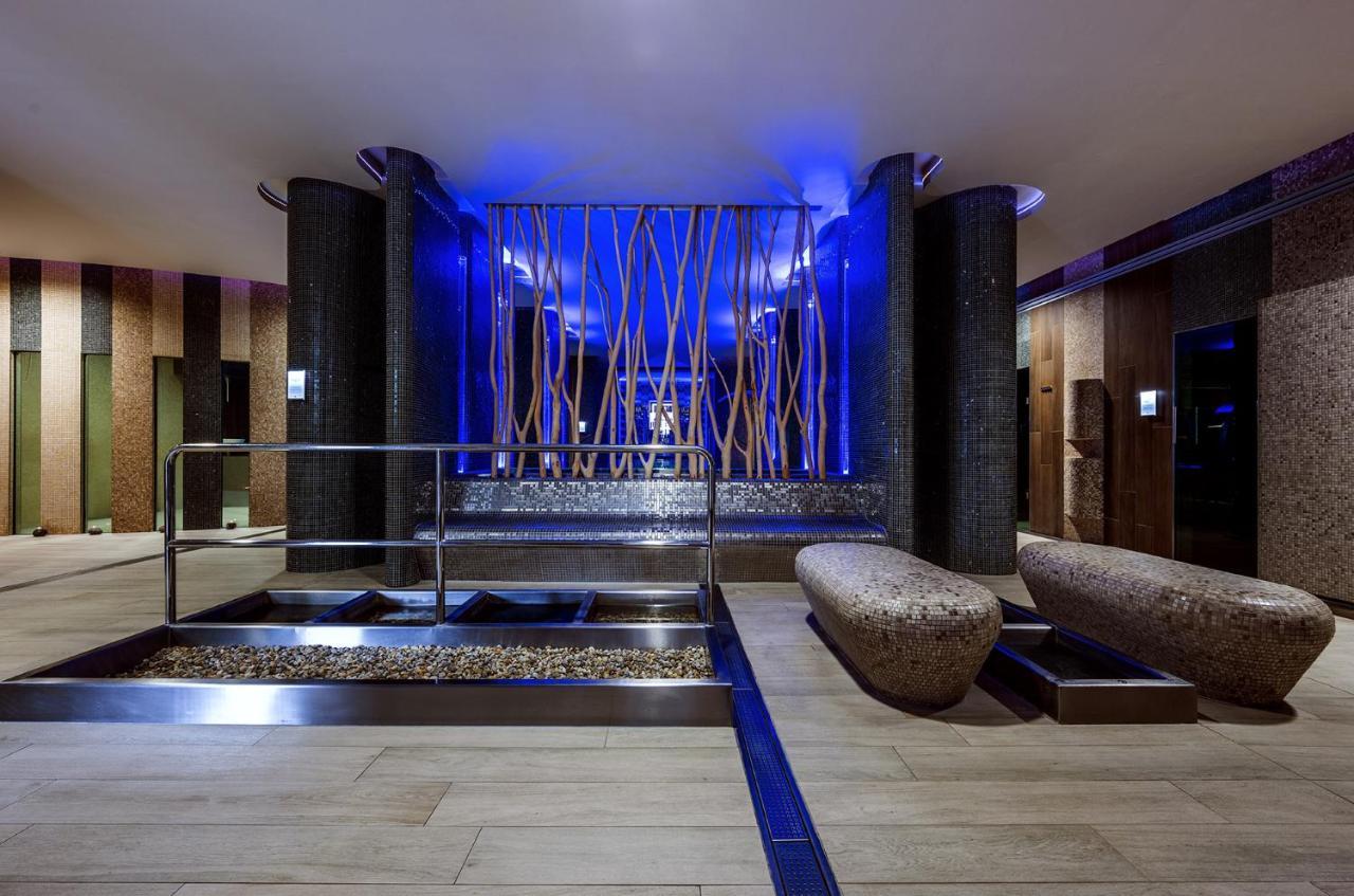 Hotel Jezerka Seč エクステリア 写真