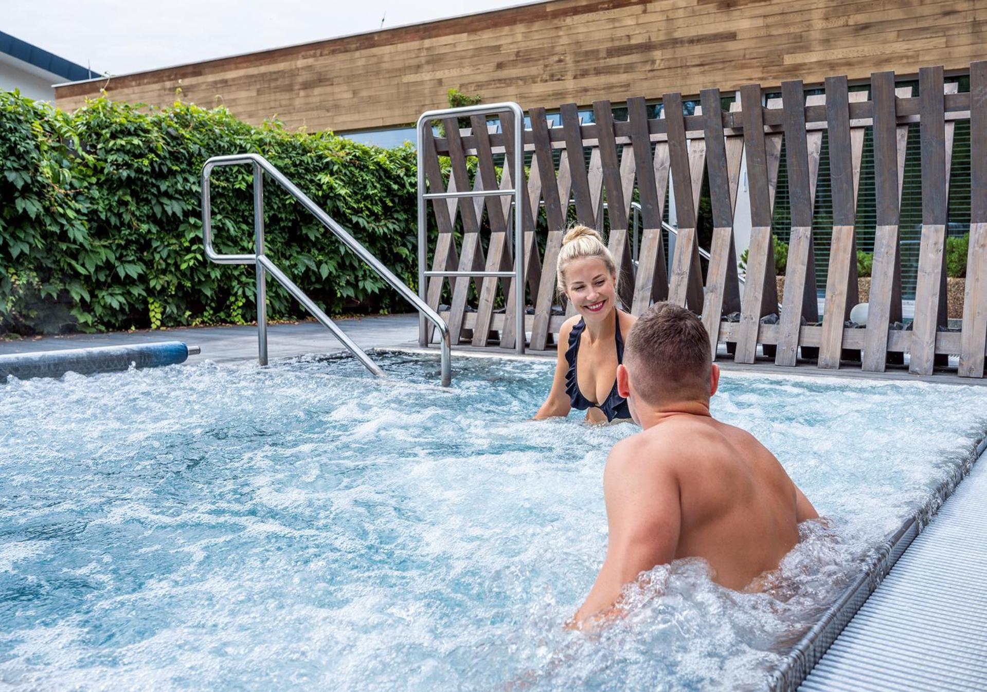 Hotel Jezerka Seč エクステリア 写真
