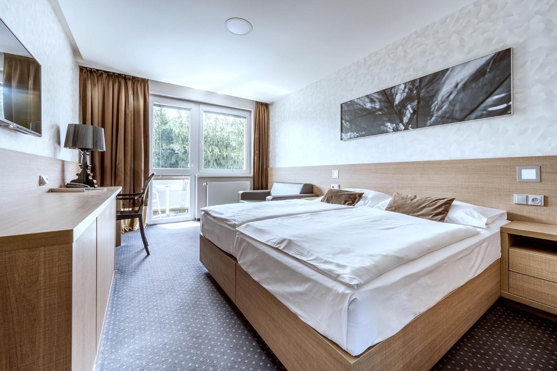 Hotel Jezerka Seč エクステリア 写真